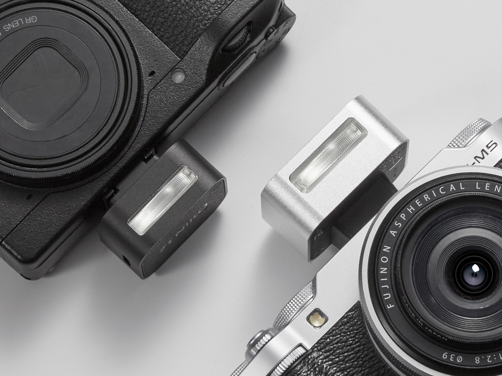 ZENIKO ZF04 ZF08 Mini Retro Fo - Canon Camera Eos R8 recensione e prezzo